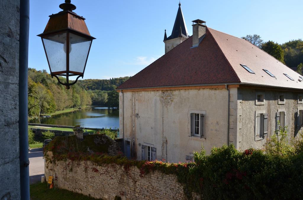 Gentilhommiere Eaux Bleues Bed & Breakfast Ecot-la Combe Eksteriør bilde