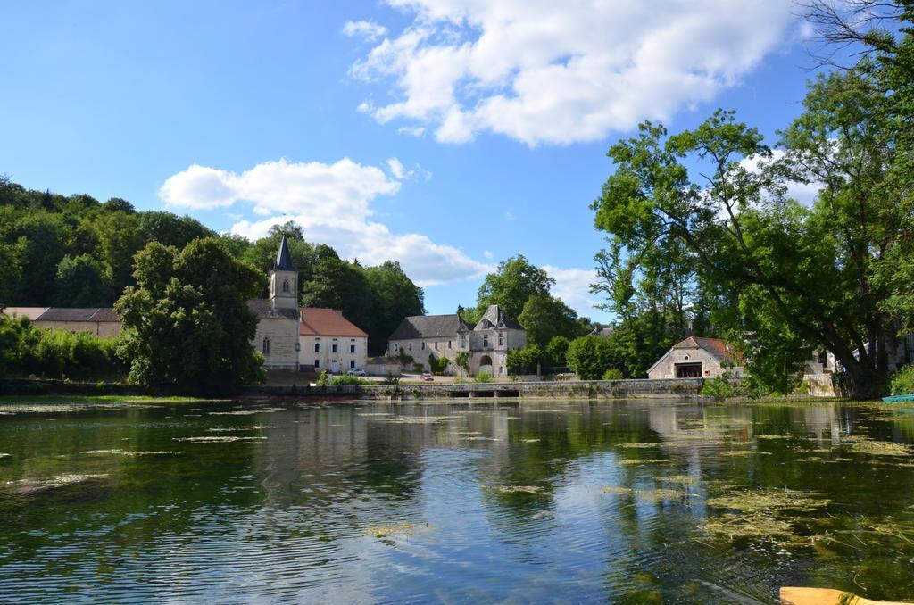 Gentilhommiere Eaux Bleues Bed & Breakfast Ecot-la Combe Eksteriør bilde