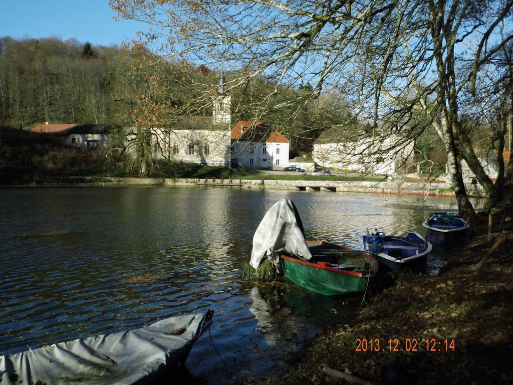 Gentilhommiere Eaux Bleues Bed & Breakfast Ecot-la Combe Eksteriør bilde